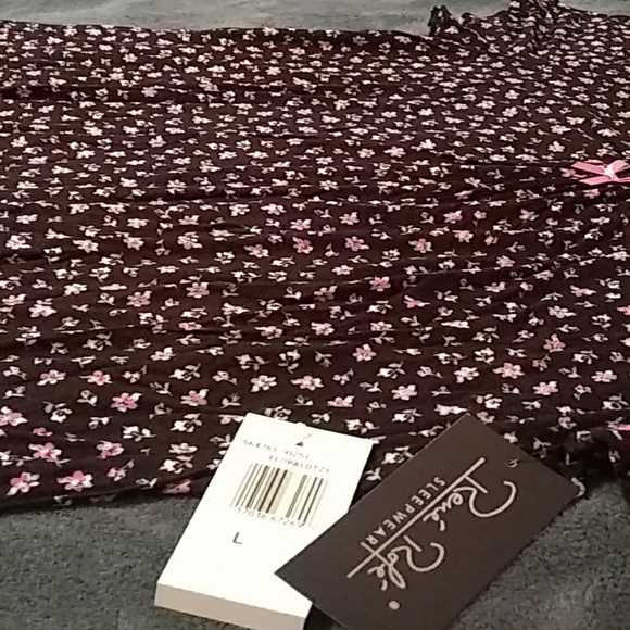 Rene Rofe Sleepwear Set - Picture 2 of 3